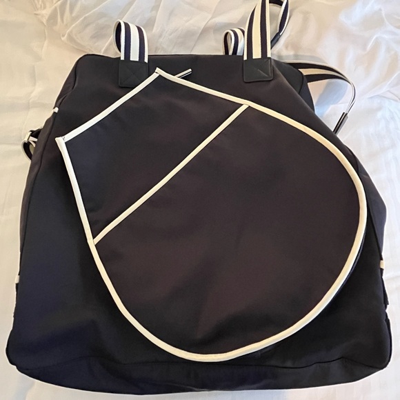 Mark and Graham Tennis Bag - Picture 3 of 8